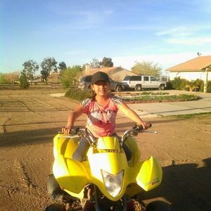 Meet your Posher, Dinora